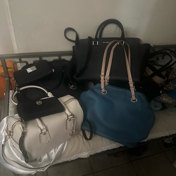 Michael Kors Bags - Picture 2 of 2